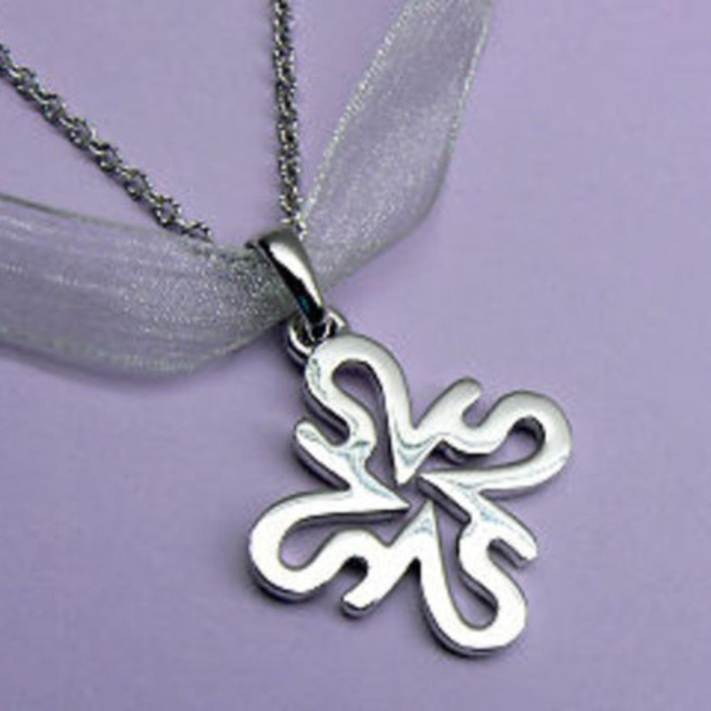 VERA WANG Logo  SIGNATURE STAR Silver Necklace 18"